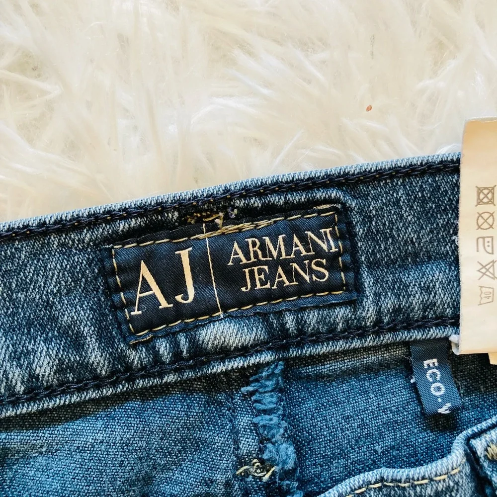 AJ Armani Confort Fit Indigo 005 Series Bootcut Jeans - Picture 3 of 9